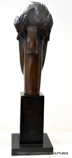 Tête d'Amedo Modigliani en bronze avec signature de l'artiste