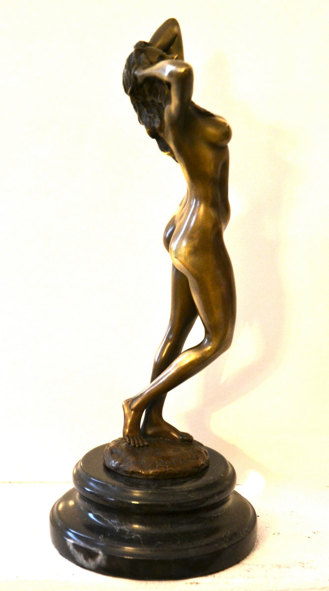 Stilvoller Bronze Akt von Raymondo mit Künstler Signatur 2. Auflage/ durchlaufend nummeriert