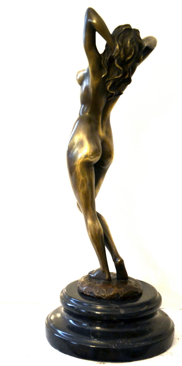 Stilvoller Bronze Akt von Raymondo mit Künstler Signatur 2. Auflage/ durchlaufend nummeriert