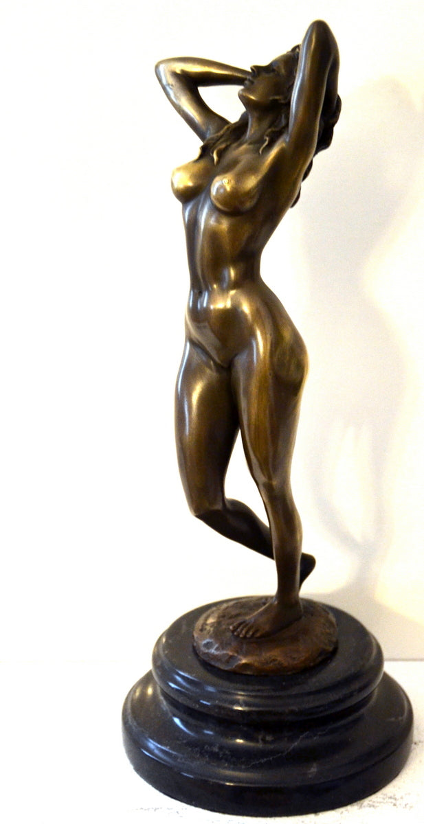 Stilvoller Bronze Akt von Raymondo mit Künstler Signatur 2. Auflage/ durchlaufend nummeriert