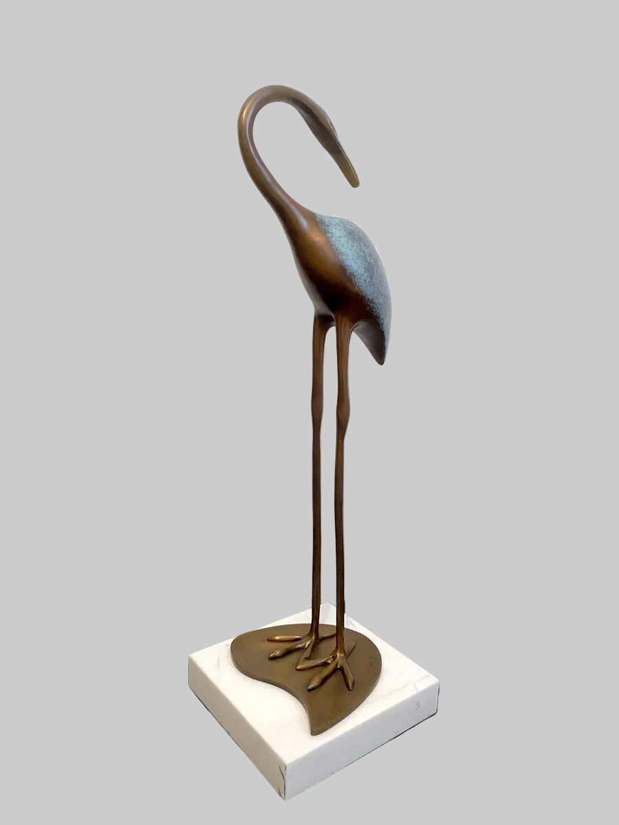 Reiherfigur aus Bronze – Vogel Skulptur mit Milo-Signatur