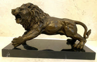 Tierfigur -Bronzefigur Majestätischer Löwe auf Marmorsockel mit Künstlersignatur