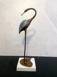 Reiherfigur aus Bronze – Vogel Skulptur mit Milo-Signatur