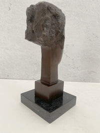 Moderne Kunst Modigliani Kopf Büste Bronzefigur mit Künstlersignatur auf Marmorsockel