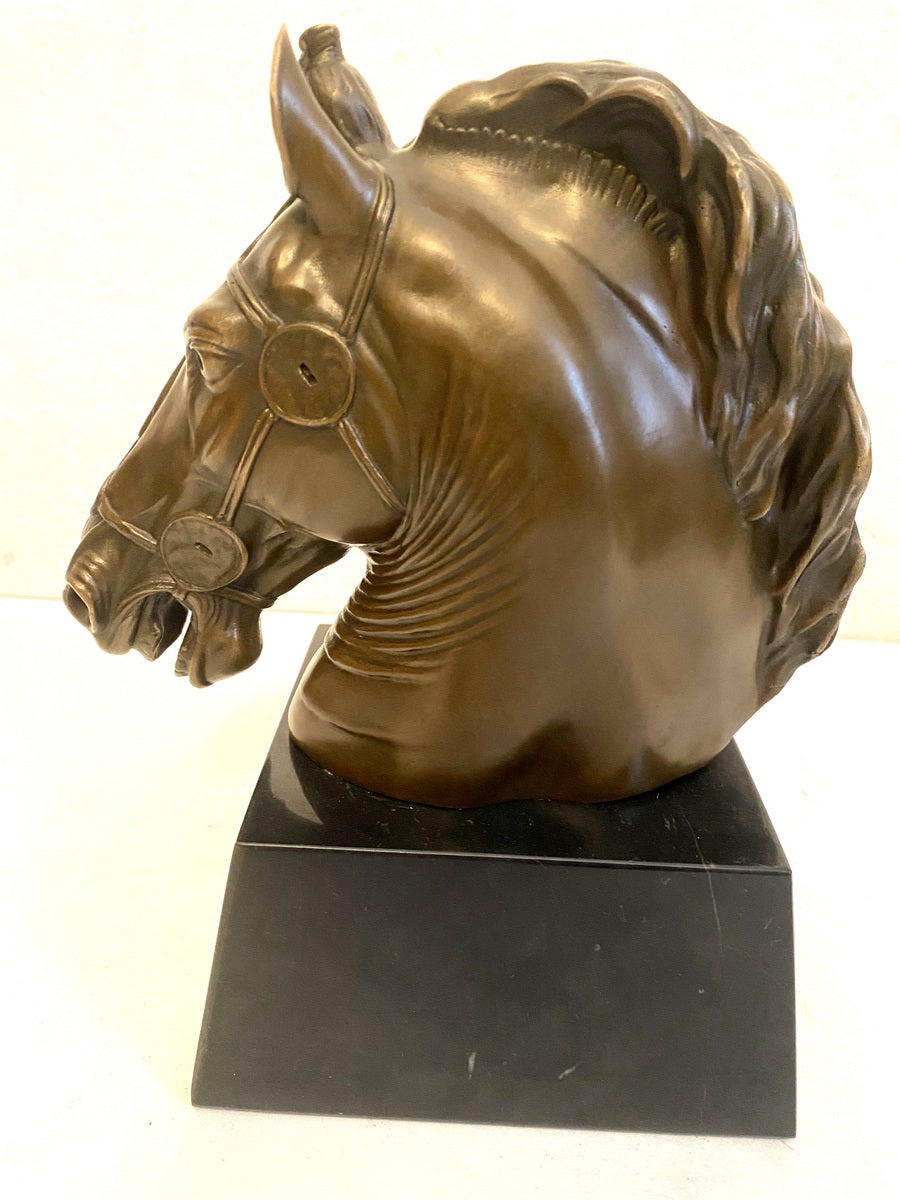 Tierfigur- Bronzeskulptur- Bronze Pferd Büste  auf Marmorsockel
