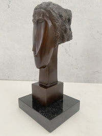 Moderne Kunst Modigliani Kopf Büste Bronzefigur mit Künstlersignatur auf Marmorsockel
