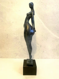 Bronzefigur-72 cm hoher Bronze Akt von Milo mit Künstlersignatur auf Marmorsockel