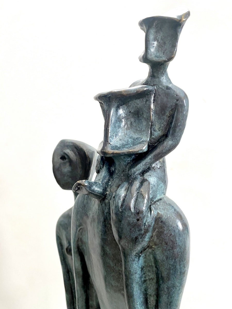 Abstrakte Bronzefigur - Familie mit Künstlesignatur auf Marmor Handgefertigt