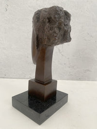 Moderne Kunst Modigliani Kopf Büste Bronzefigur mit Künstlersignatur auf Marmorsockel