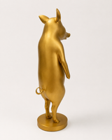 Schwein Skulptur aus Bronze – vollständige Rückansicht des stehenden Schweins auf Bronzesockel