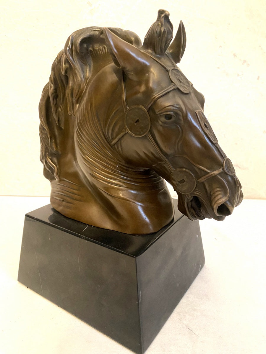 Tierfigur- Bronzeskulptur- Bronze Pferd Büste  auf Marmorsockel