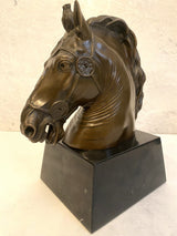 Tierfigur- Bronzeskulptur- Bronze Pferd Büste  auf Marmorsockel