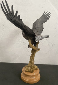Bronzefigur -Tierfigur -Bronze Adler auf Marmorsockel mit Künstlersignatur