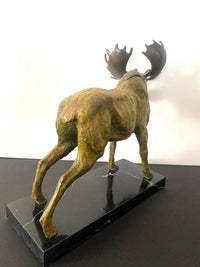 Bronze moose multi-colored patinated - artist signature on marble base