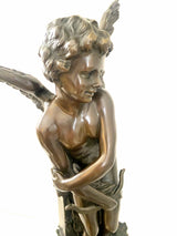 Sculpture ange Cupidon en bronze signée Moreau sur socle en marbre