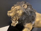 Bronze animalier - lion sur socle en marbre avec signature de l'artiste