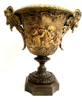 Jugendstil Amphore  - Große figürliche Vase aus Bronze  aufwendigen Verzierungen