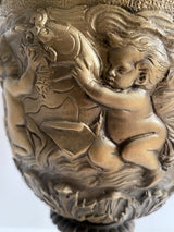 Jugendstil Amphore  - Große figürliche Vase aus Bronze  aufwendigen Verzierungen