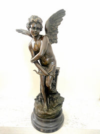 Sculpture ange Cupidon en bronze signée Moreau sur socle en marbre