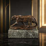 anther Skulptur aus Bronze – Tierfigur nach Rembrandt Bugatti auf Marmorsockel