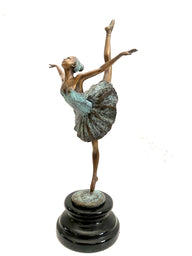 Tänzerin Skulptur aus Bronze – Ballerina nach Edgar Degas auf Marmorsockel