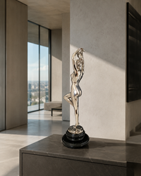 Bronzefigur Frau – Raymondo Bronze Akt Skulptur verchromt signiert