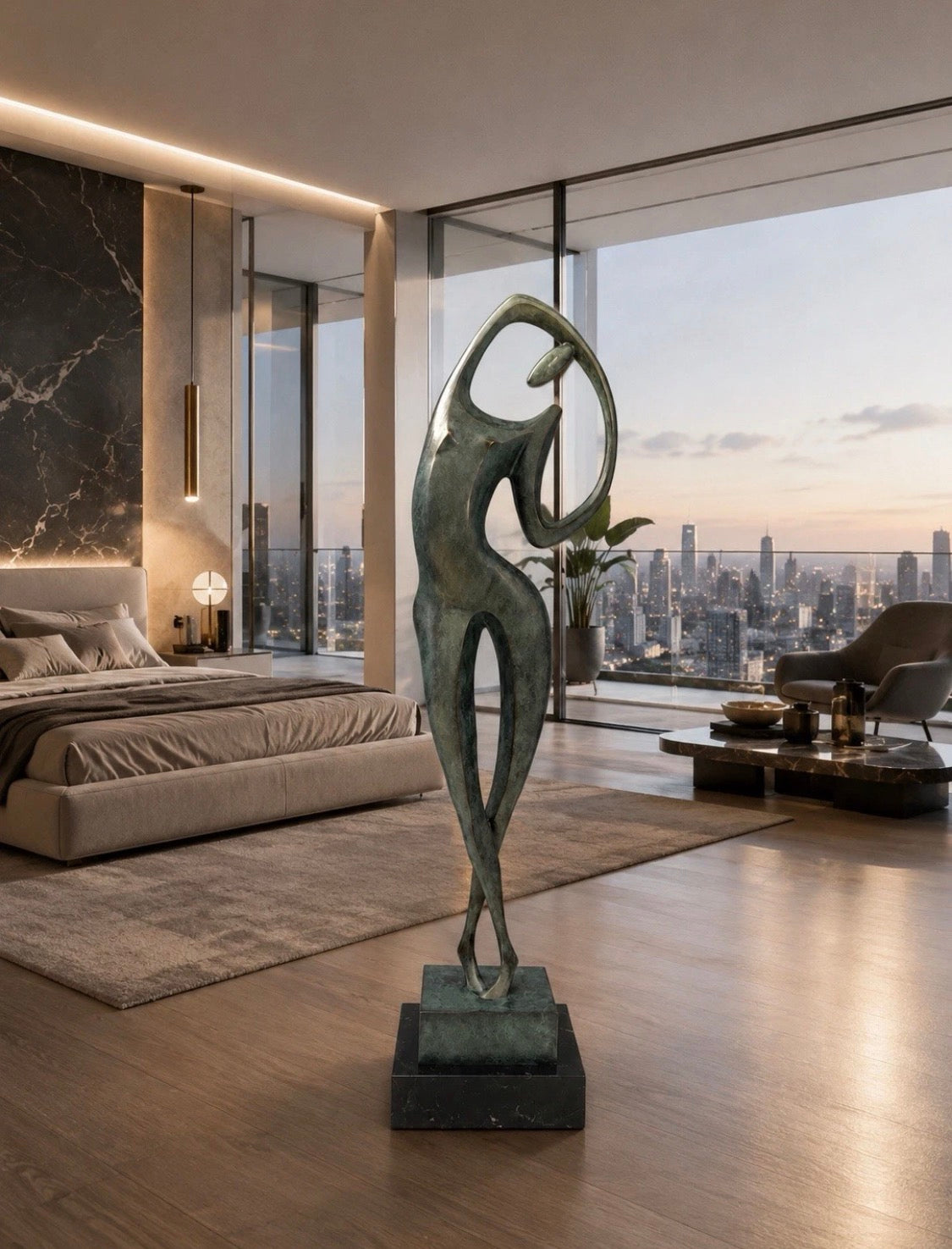 Bronzefigur Frau – Milo Bronze Akt Skulptur mit Signatur auf Marmorsockel