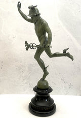 Bronze Skulptur Hermes der Götterbote signiert Giovanni Bologna auf Marmorsockel