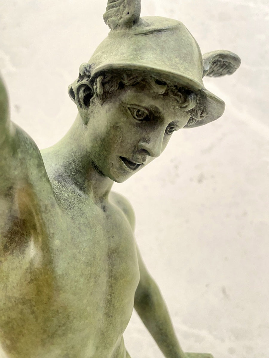 Bronze Skulptur Hermes der Götterbote signiert Giovanni Bologna auf Marmorsockel