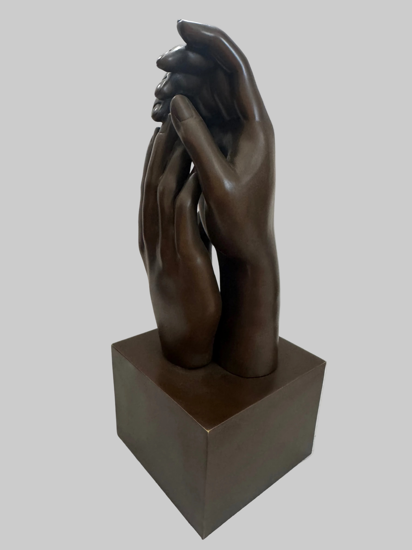 Rodin Die Kathedrale Bronze – Hand Skulptur auf Bronzesockel