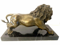 Bronze animalier - lion sur socle en marbre avec signature de l'artiste