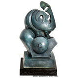 Cubist bronze bust signed on marble base as a tribute to P. Picasso