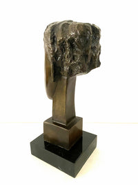 Bronze Skulptur Kopf nach Modigliani – schräge Ansicht auf Marmorsockel