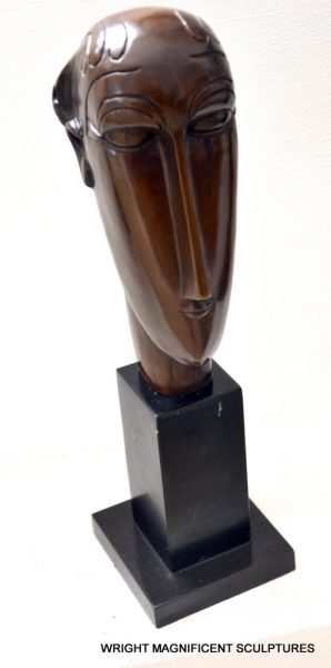 Tête d'Amedo Modigliani en bronze avec signature de l'artiste