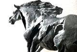 Sculpture abstraite de cheval en bronze avec signature de l'artiste