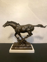 Tierskulptur-Bronzefigur-Pferd in Bronze nach Pierre Jules Mene signiert