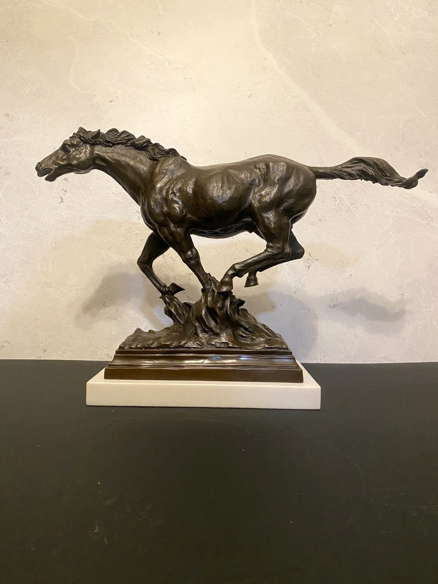 Tierskulptur-Bronzefigur-Pferd in Bronze nach Pierre Jules Mene signiert