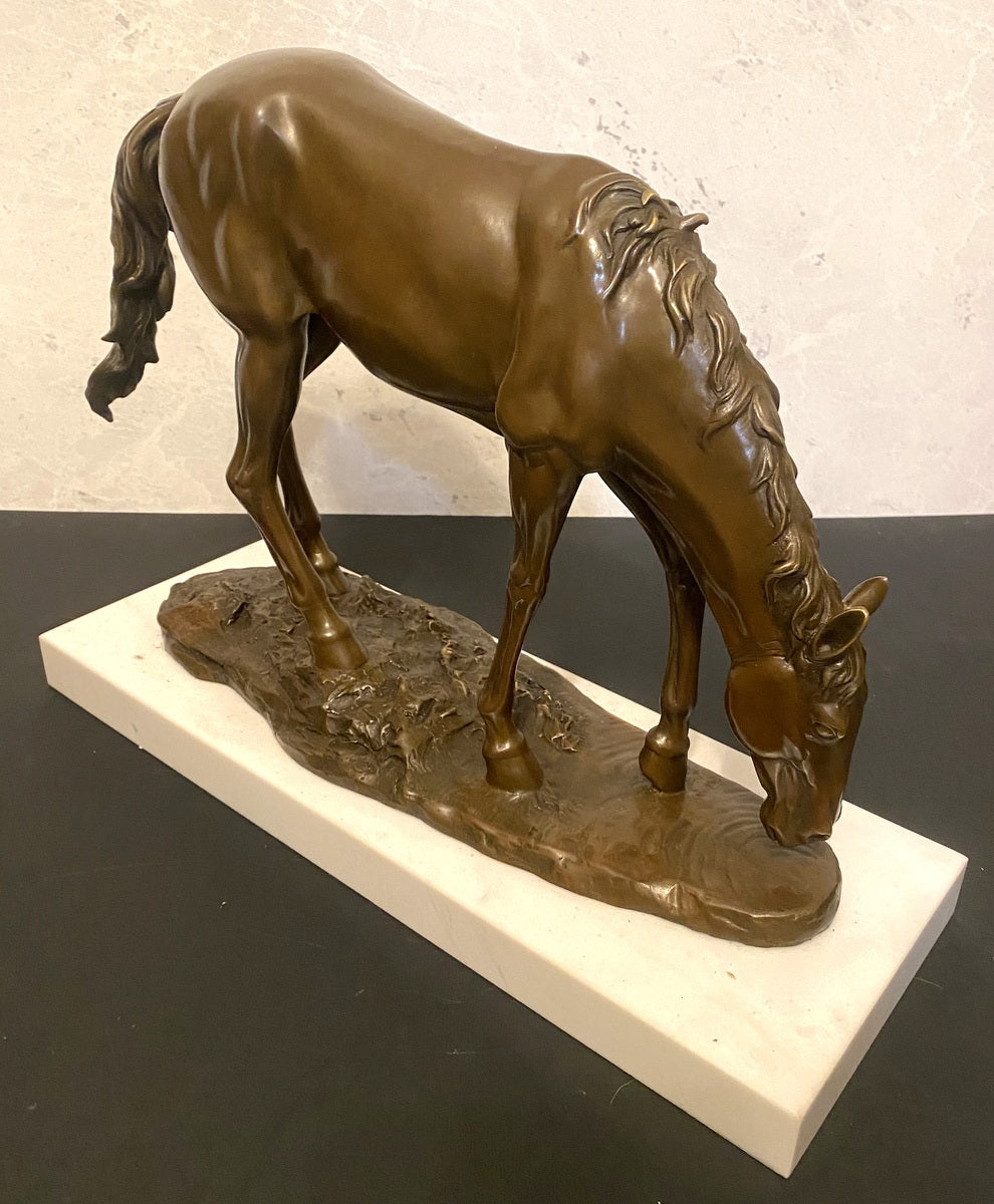 Bronzefigur- Pferd in Bronze nach Pierre Jules Mene auf  Marmorplatte signiert