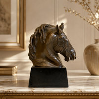 Bronze Pferd Skulptur rechte Seitenansicht-Stimmungsbild