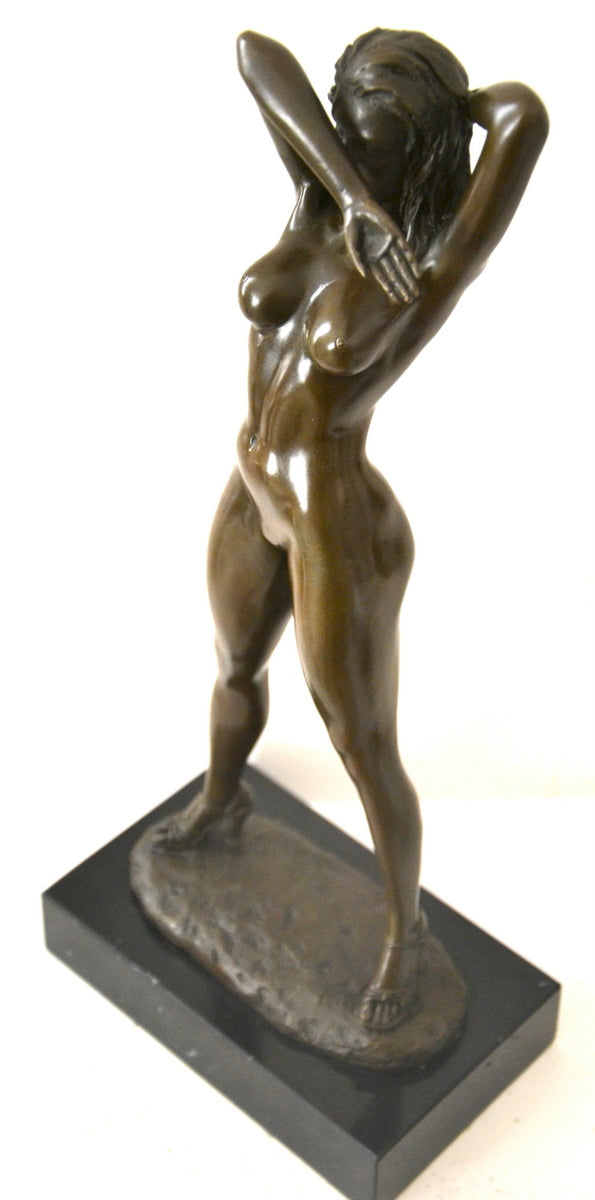 Stylish bronze nude by Raymondo with artist signature