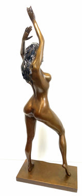 Figure en bronze - Nu en bronze de Raymondo signé sur plaque de bronze