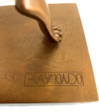 Figure en bronze - Nu en bronze de Raymondo signé sur plaque de bronze