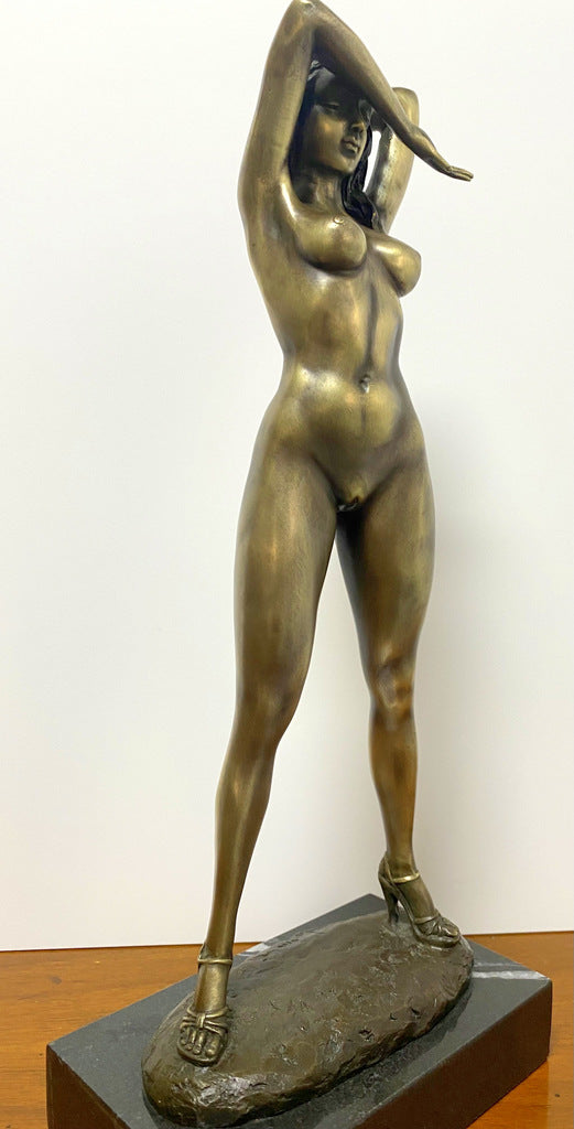 Bronze figure - Bronze nude by Raymondo with artist signature on marble base