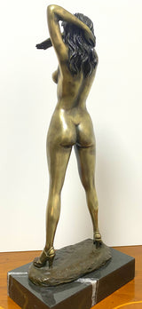 Bronze figure - Bronze nude by Raymondo with artist signature on marble base