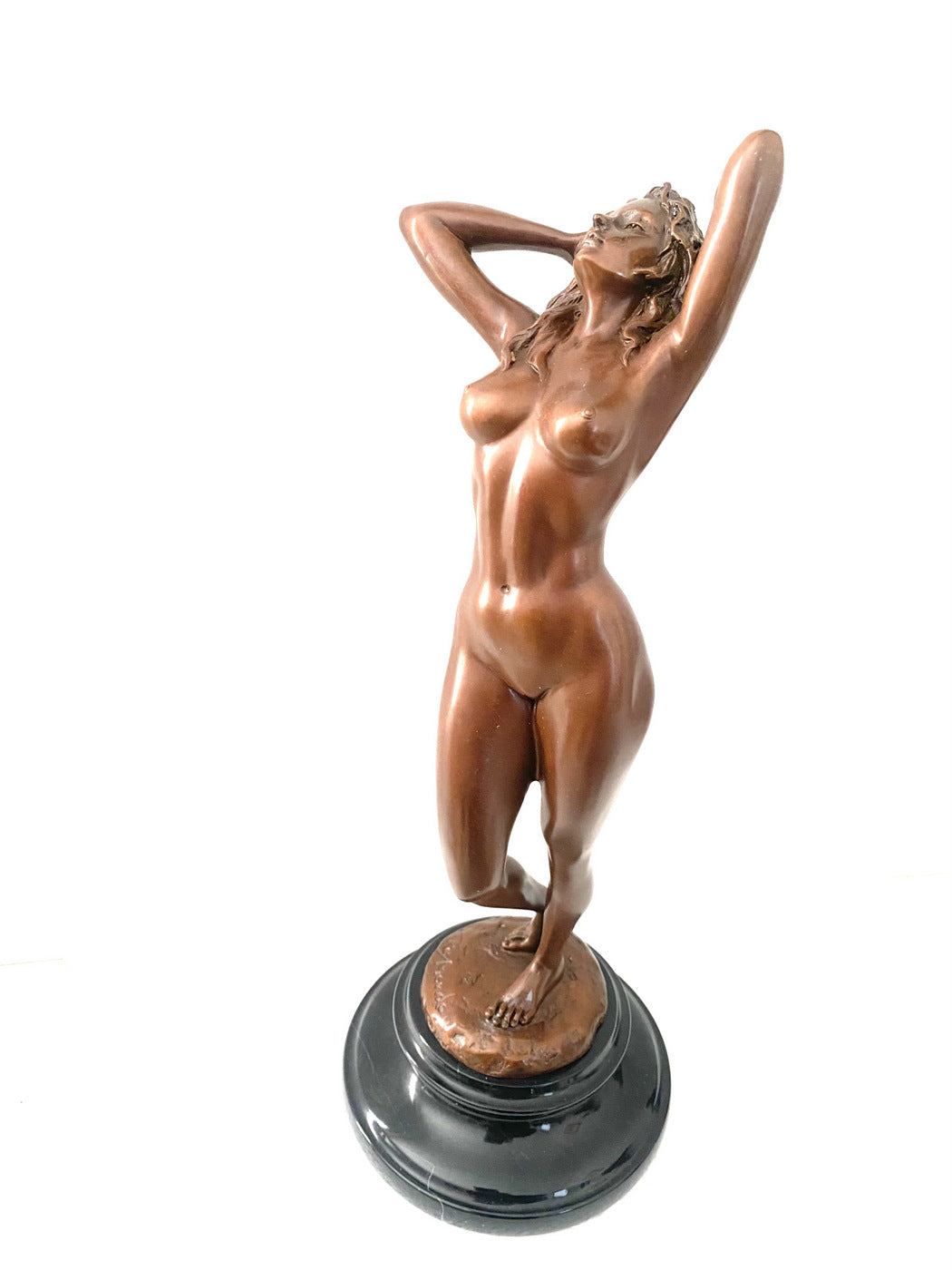 Stylish bronze nude by Raymondo with artist signature 2nd edition/ consecutively numbered