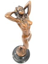 Bronze Akt Skulptur von Raymondo – seitliche Front Ansicht mit klassischer Patina