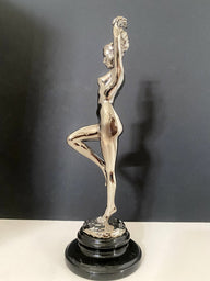 Bronzefigur -Akt von Raymondo verchromt mit Künstlersignatur limitiert num.10/10