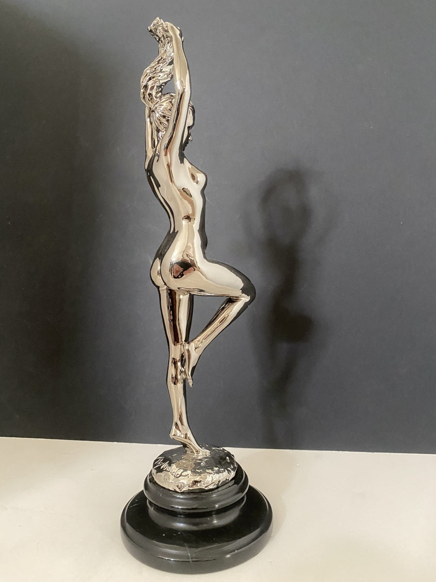 Bronzefigur -Akt von Raymondo verchromt mit Künstlersignatur limitiert num.10/10