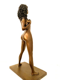 Bronzefigur von Raymondo -Bronze Akt - Exotische Schönheit durchlaufend nummeriert 30/30