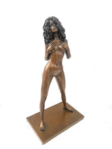 Bronzefigur von Raymondo -Bronze Akt - Exotische Schönheit durchlaufend nummeriert 30/30